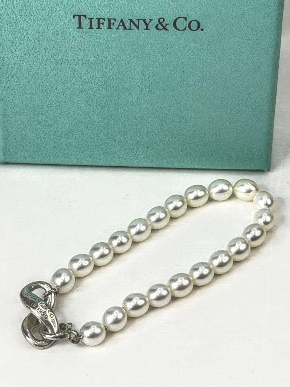 Vintage Tiffany & Co. Sterling Silver Cultured Pearl Infinity Bracelet JR2053